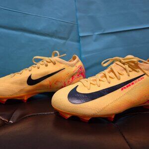 Nike Zoom Mercurial Vapor Elite Kylian Mbappe Firm Ground-US Size 3.5 Youth